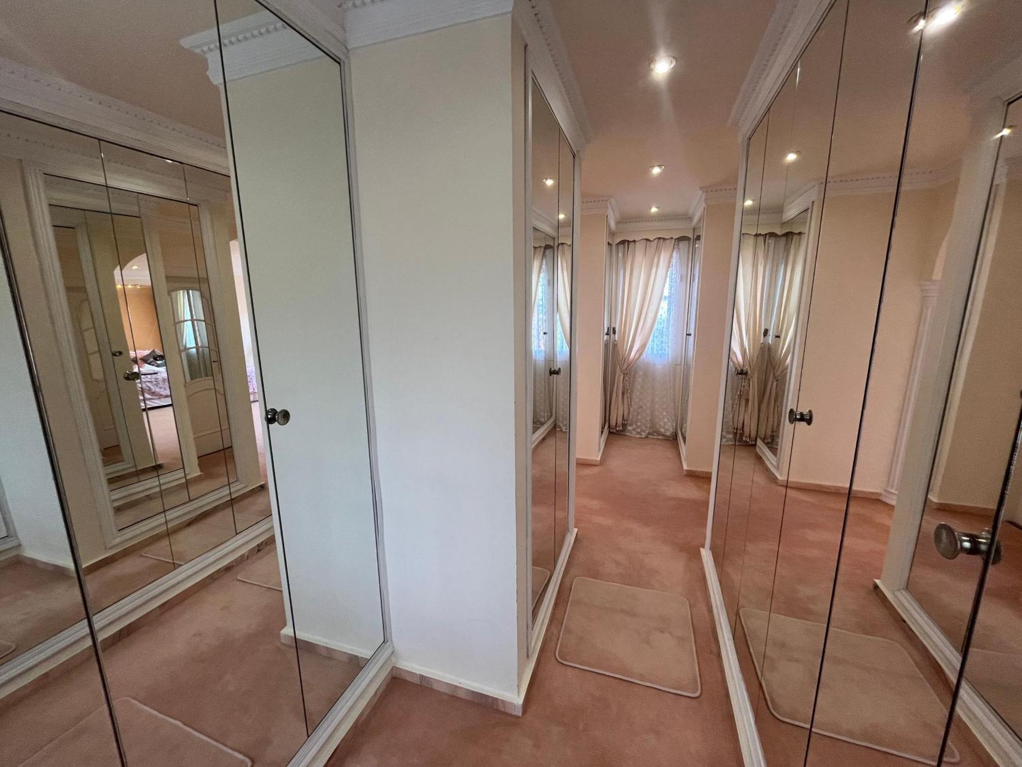 Villa Luxurious 6 Min From With Sea Views *