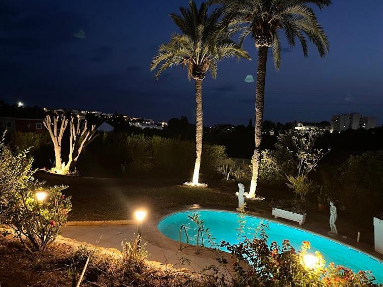 Spacious With Stunning Sea Views
