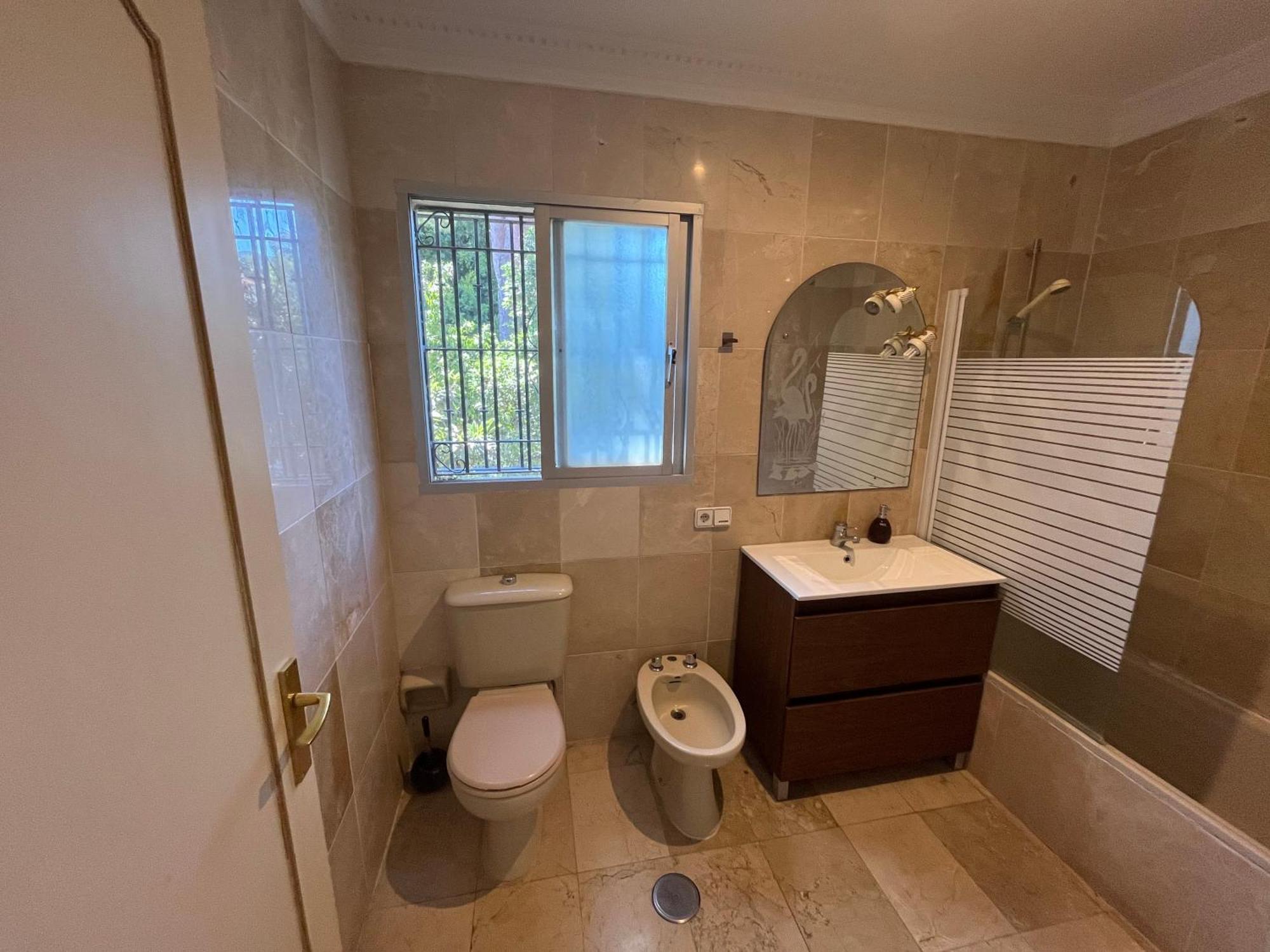Spacious With Stunning Sea Views Villa *