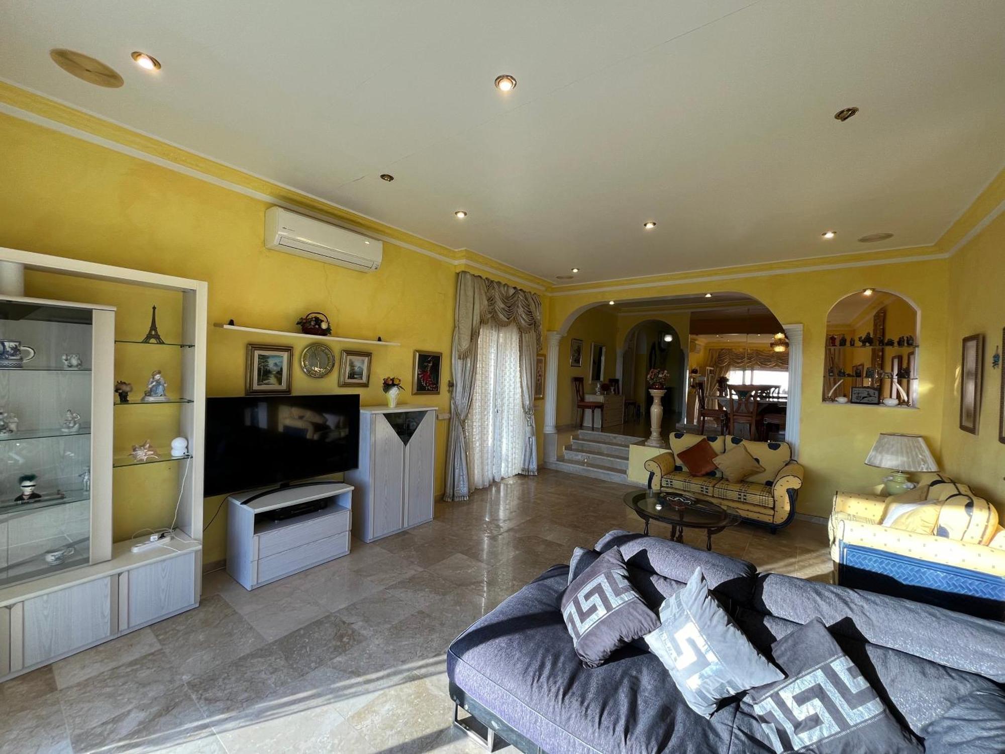 Spacious With Stunning Sea Views * Marbella