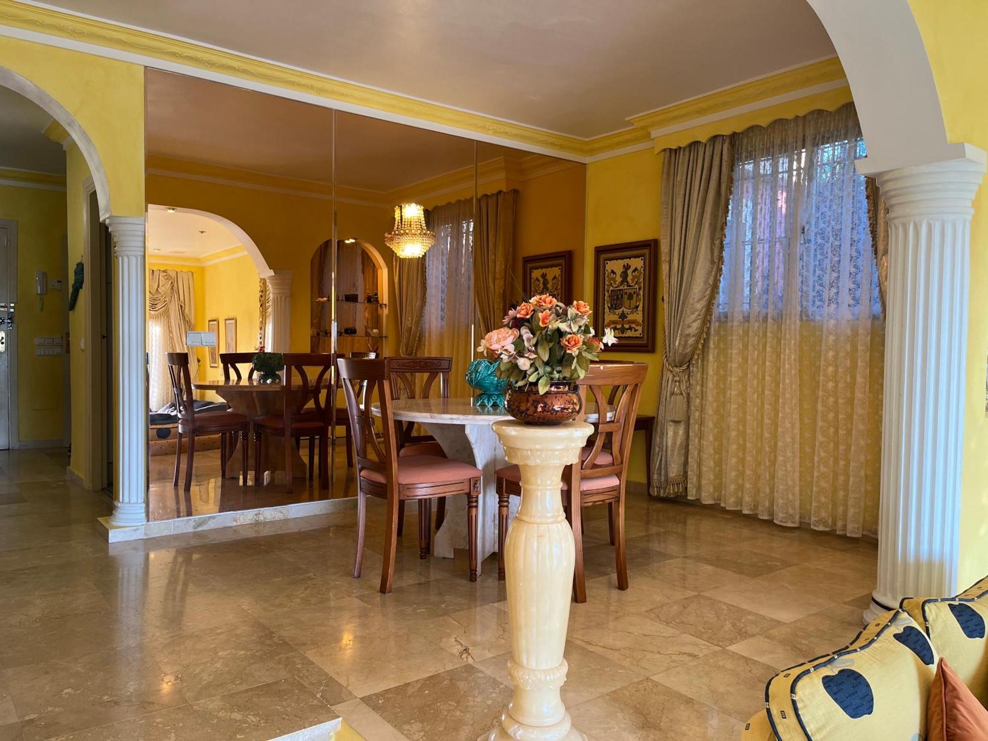 Spacious With Stunning Sea Views Villa